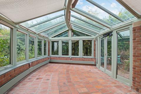 4 bedroom detached house for sale, 12  Ravelston House Road, Edinburgh, EH4 3LW