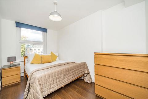 2 bedroom flat to rent, West Cromwell Road, London SW5