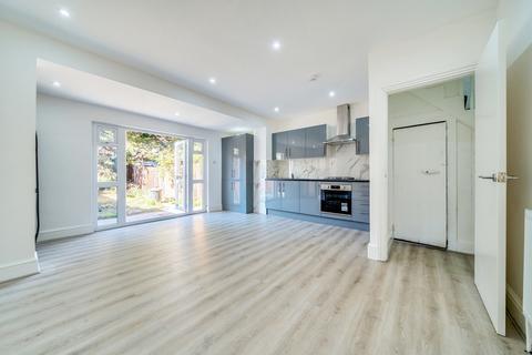 Caithness Road, Mitcham CR4