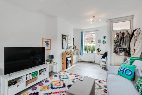 2 bedroom terraced house for sale, Lower Ebor Street, Clementhorpe, York, YO23