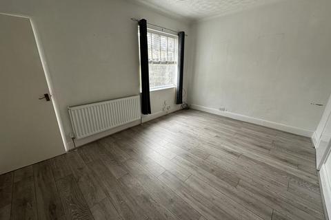 2 bedroom terraced house to rent, Marshall Street, Darlington