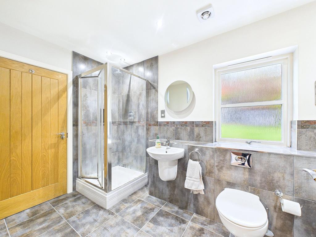 Twin Access Bathroom