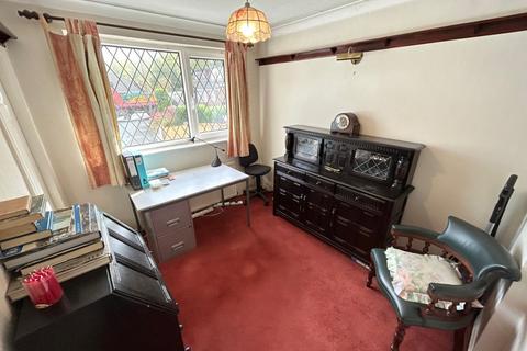 10 Baytree Grove, Ramsbottom, Bury, BL0 9UF