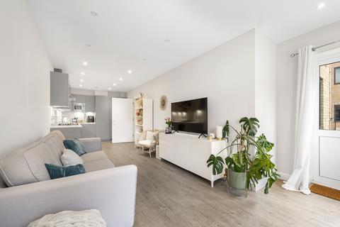undefined, Ravenscar Road, Surbiton KT6
