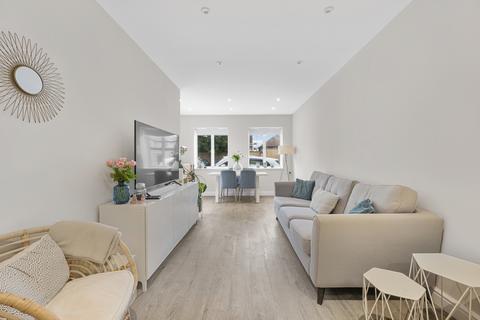 undefined, Ravenscar Road, Surbiton KT6