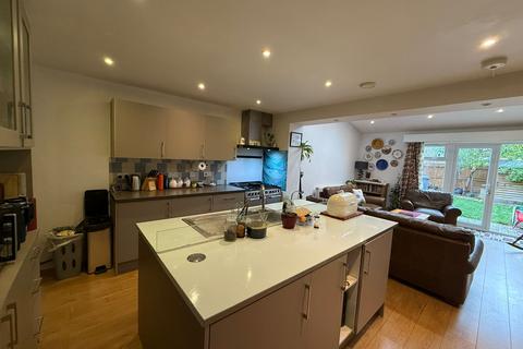 undefined, Blount Mews, Uxbridge UB10