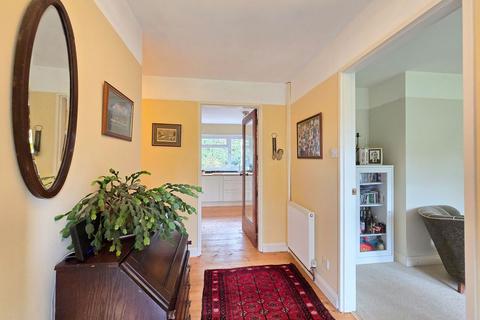undefined, Tavistock PL19