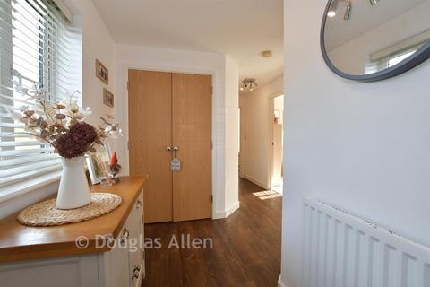 2 bedroom ground floor flat for sale, Blenheim Square, Epping, Essex