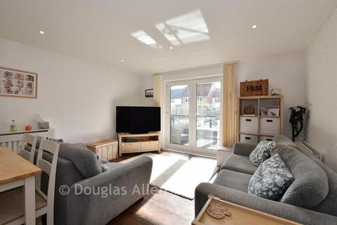 2 bedroom ground floor flat for sale, Blenheim Square, Epping CM16