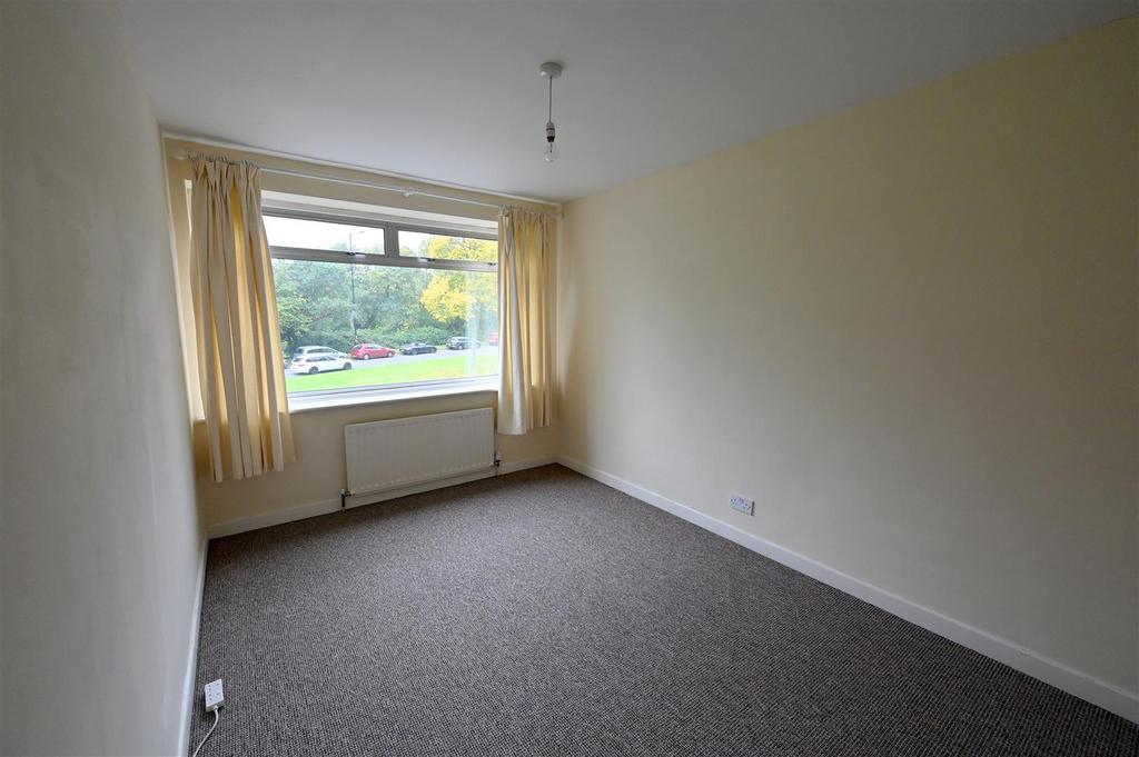 Bedroom 1.JPG