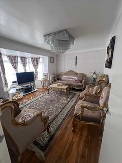 4 bedroom semi-detached house for sale, Norman Crescent, Hounslow