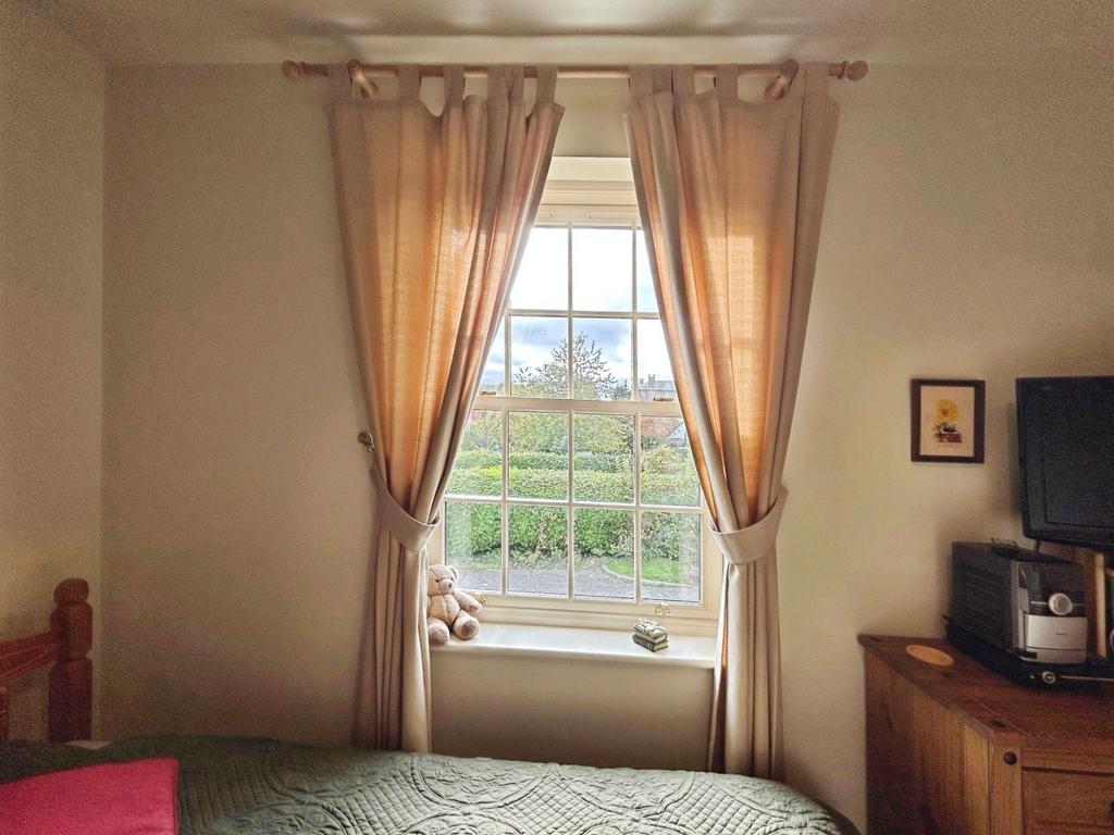 End Terrace Town House