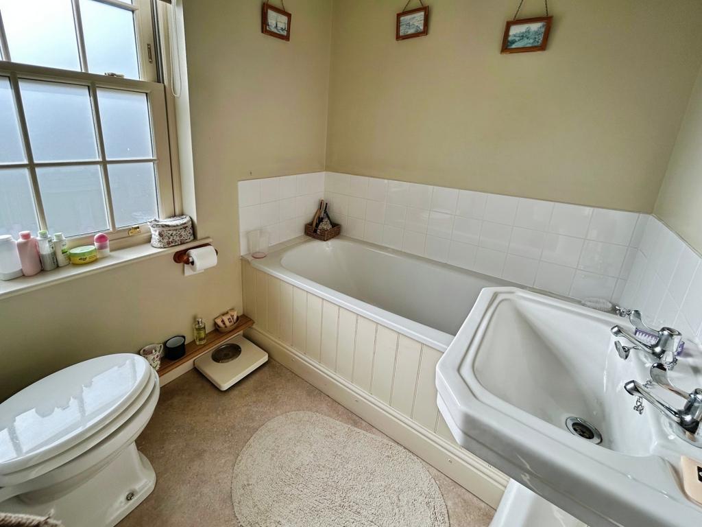 End Terrace Town House