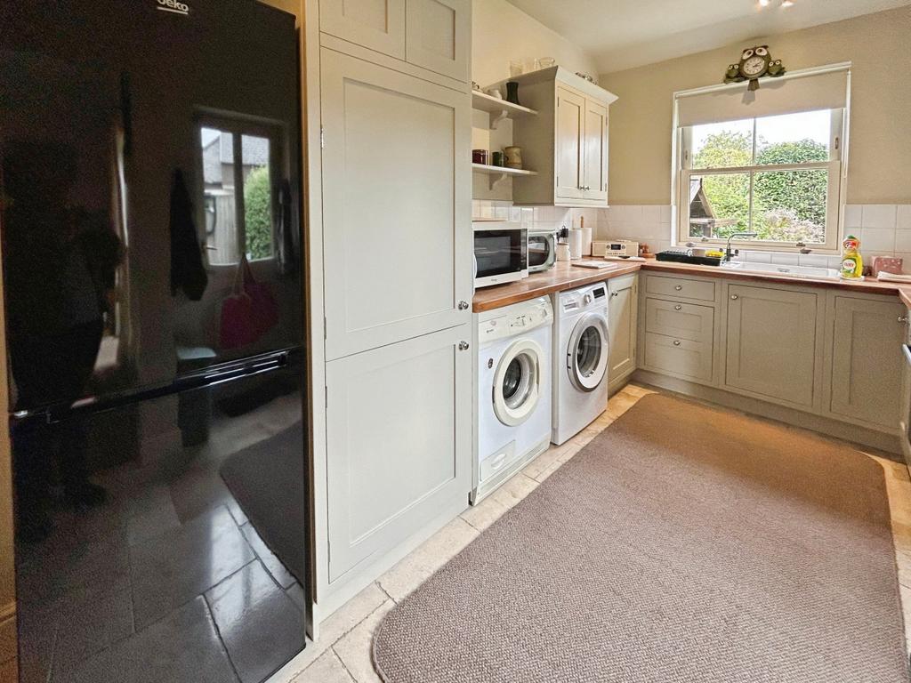 End Terrace Town House
