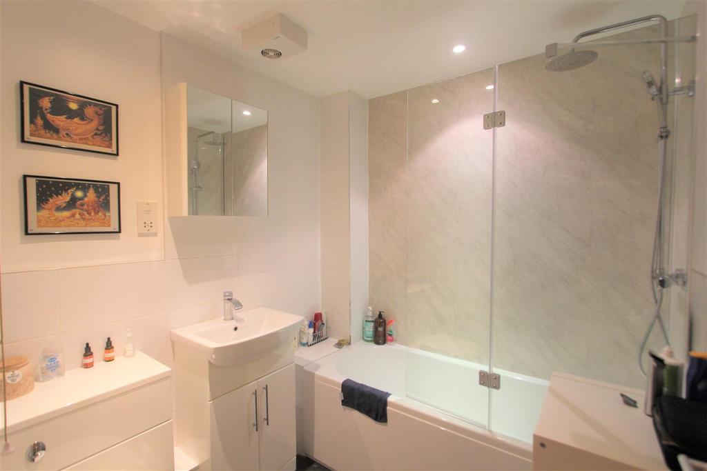 Bathroom New.jpg