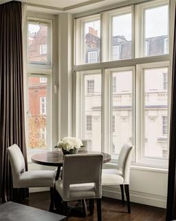1 bedroom apartment to rent, Green Street, Mayfair W1K