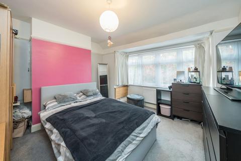undefined, Nelson Road, Twickenham TW2