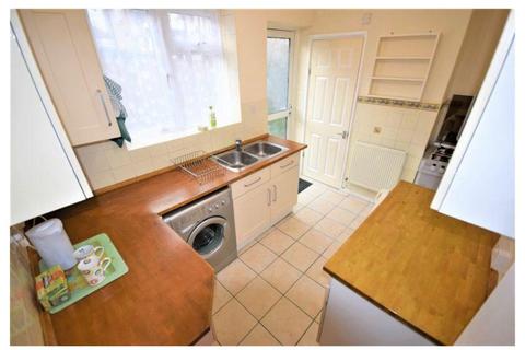 undefined, Dagenham, RM9