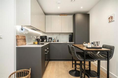 1 bedroom flat for sale, Hemming Street, London E1