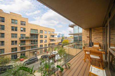 1 bedroom flat for sale, Hemming Street, London E1