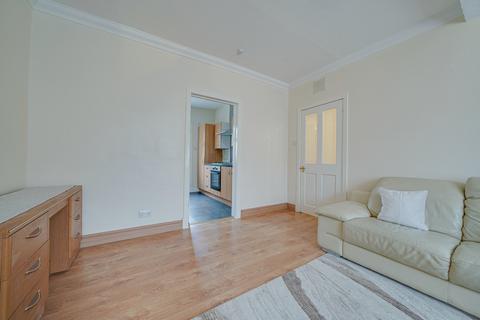 74 Elmbank Crescent, Hamilton, ML3 9JG