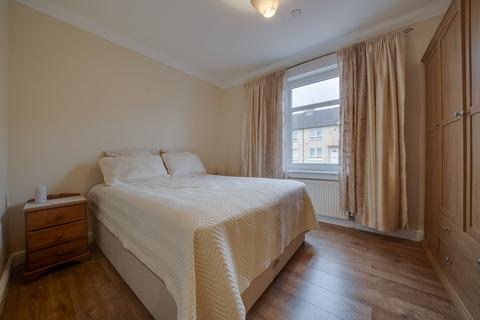 74 Elmbank Crescent, Hamilton, ML3 9JG