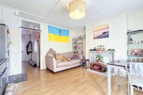 2 bedroom maisonette for sale, Manor Close, Walthamstow E17