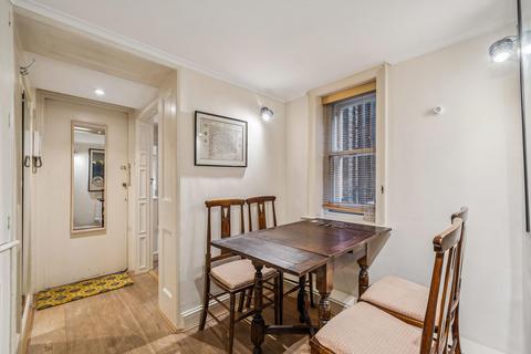 1 bedroom flat to rent, Brompton Square, Knightsbridge, London, SW3