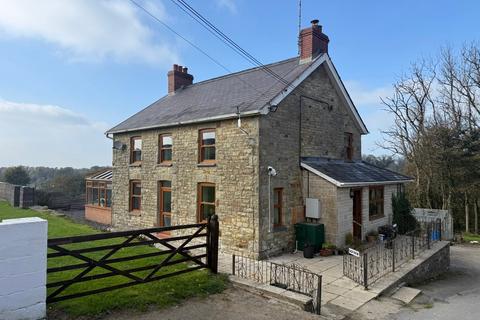 4 bedroom property with land for sale, Ffostrasol, Llandysul, SA44
