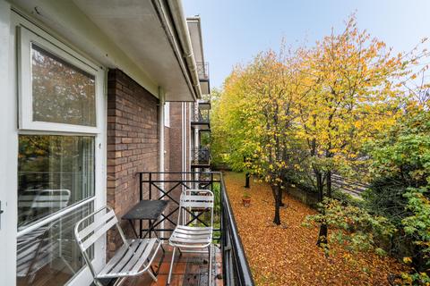 undefined, Brompton Park Crescent, London