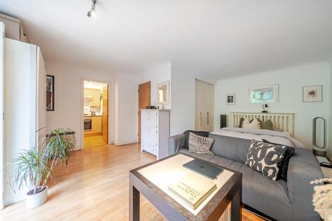 undefined, Brompton Park Crescent, London