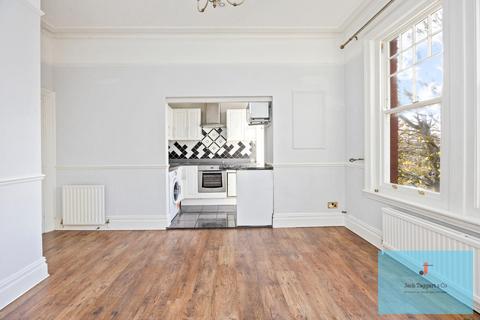 1 bedroom flat for sale, Chatsworth Road, Brighton