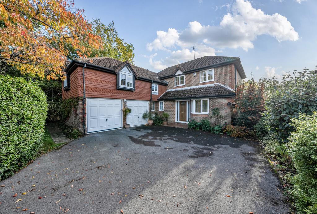 1371251-18-68f8d1...