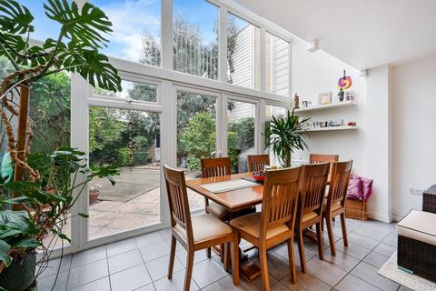 undefined, Revere Way, Ewell