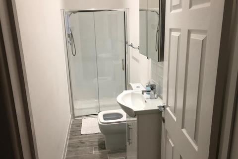 5 bedroom private hall to rent, Telephone Road, Southsea, Portsmouth