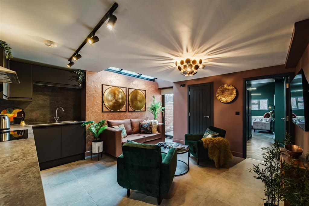 041-A7 R04319-HDR.jpg