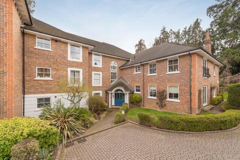 Agincourt, Ascot, SL5