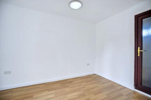 3 bedroom detached house to rent, Ethelbert Road, Faversham, ME13
