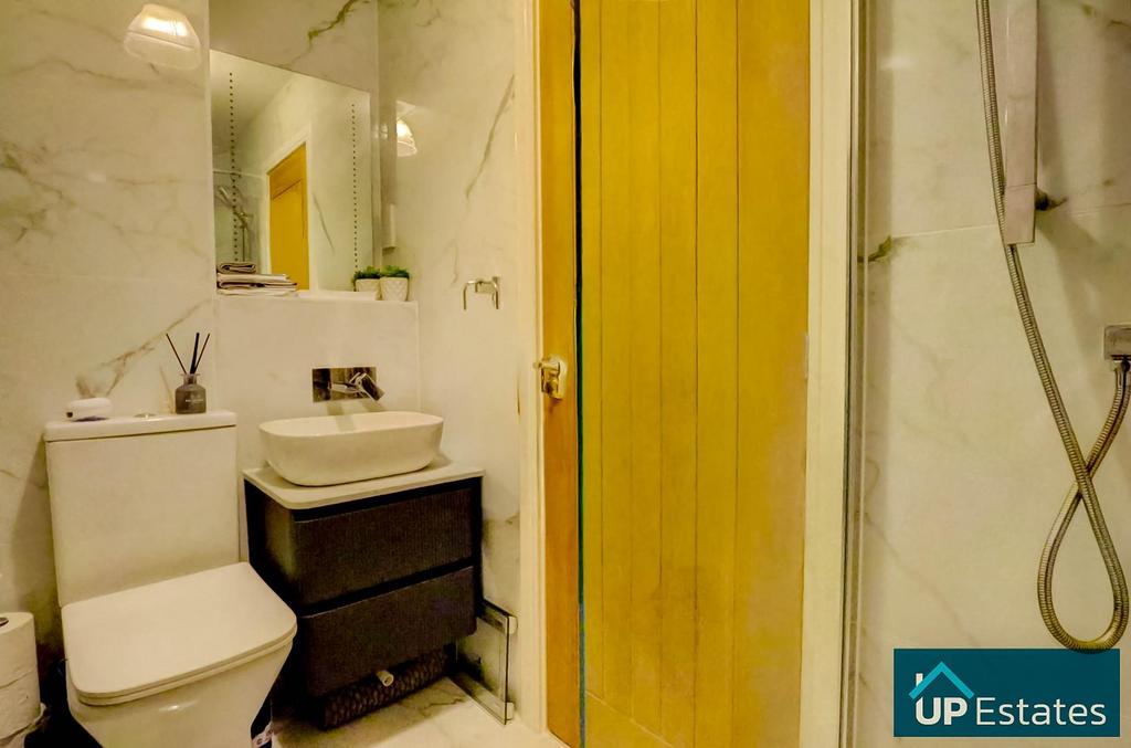 Ensuite