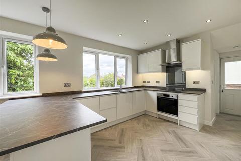 4 bedroom detached house for sale, Allesley Old Road, Coventry CV5