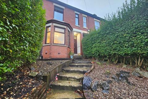 3 bedroom semi-detached house to rent, 63 Clifton Road, Prestwich, Manchester