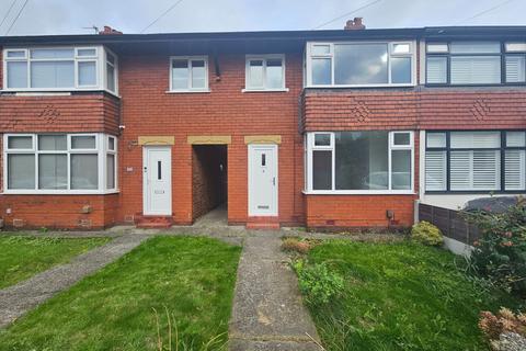 3 bedroom terraced house to rent, Amersham Close, Urmston, Manchester