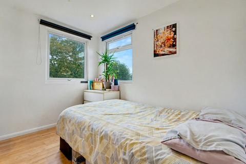 5 bedroom terraced house for sale, Dawlish Road, London, N17