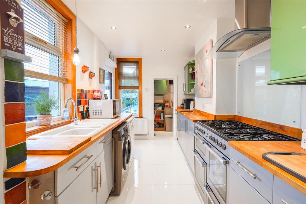Kitchen.jpg