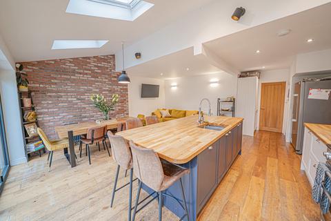 4 bedroom semi-detached house for sale, Tilehouse Green Lane, Knowle, B93