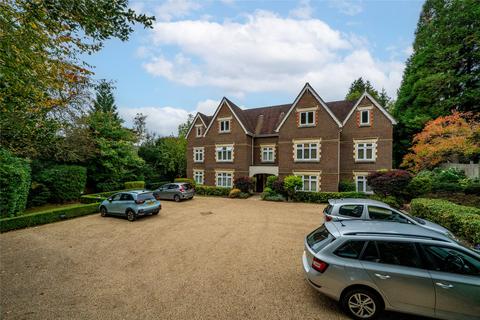 2 bedroom flat for sale, Alma Road, Reigate, Surrey, RH2