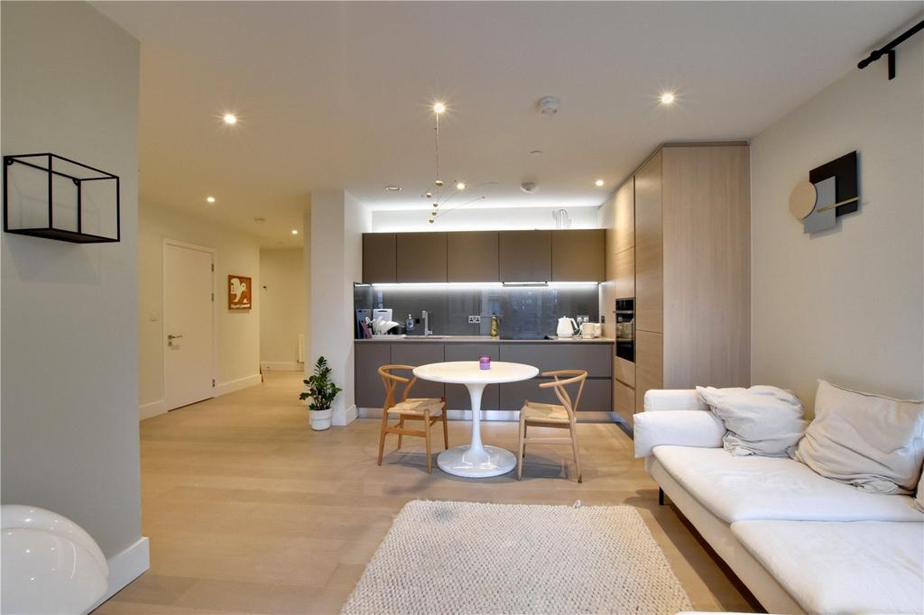 Reception / Kitchen