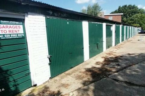 Spiers Way, Horley RH6