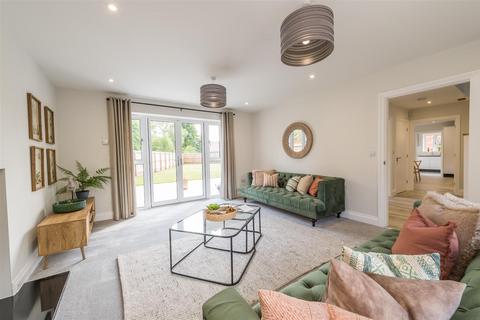 4 bedroom detached house for sale, Jack Way, Stowmarket IP14