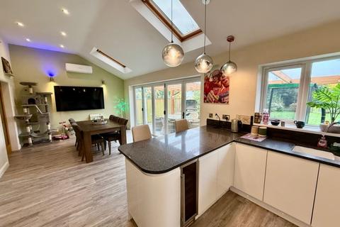 6 bedroom detached house for sale, Bostocks Lane, Derbyshire DE72